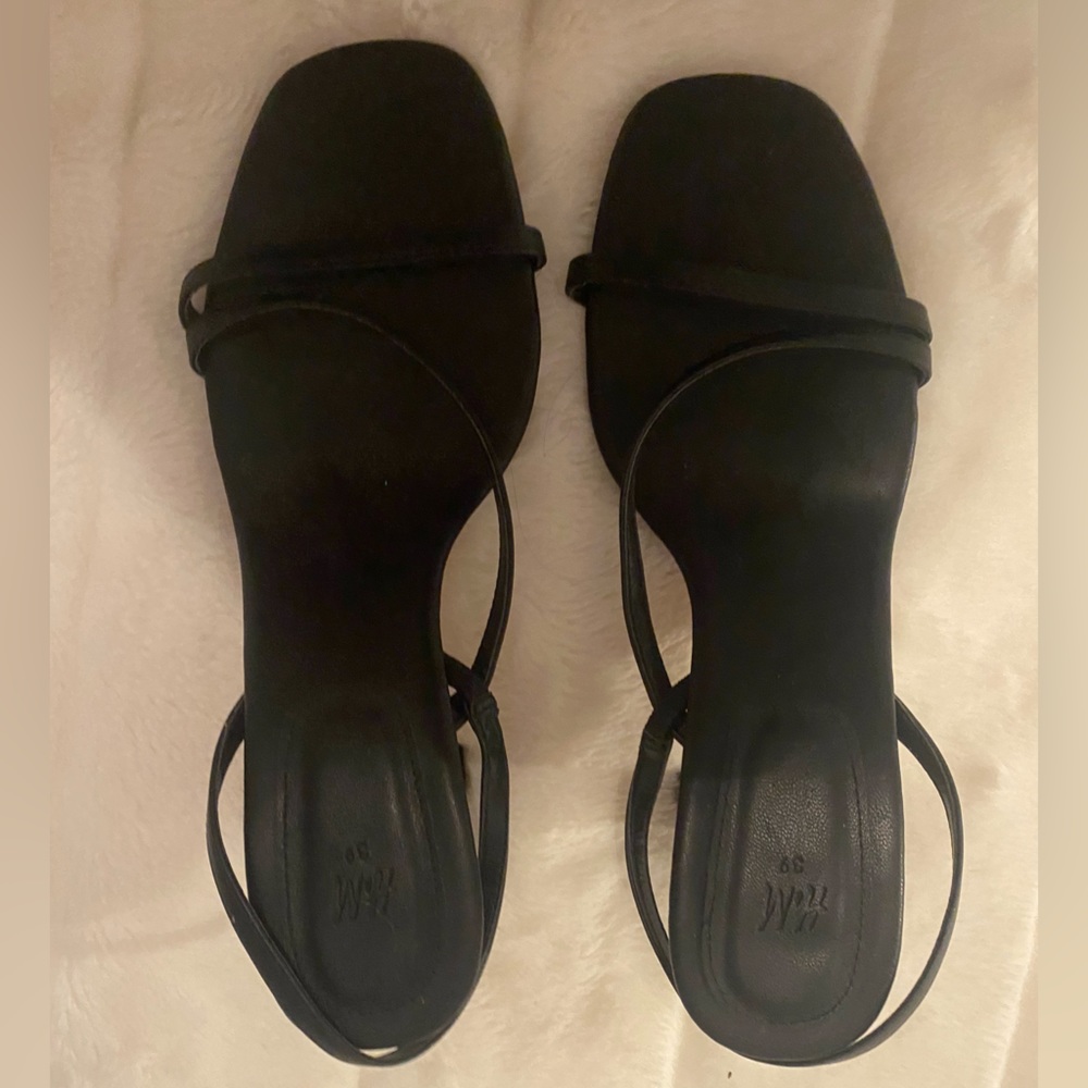 H&M kitten heels